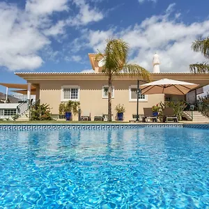 fonte-santa-villa.hotelaalgarve.com/