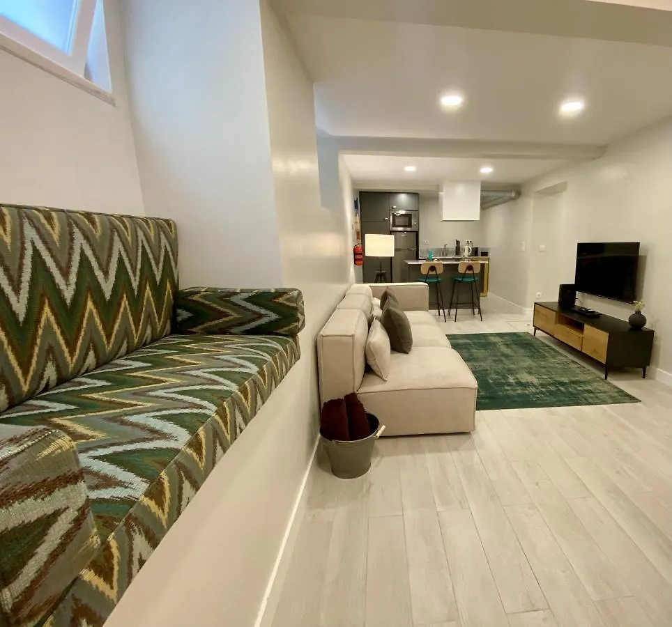Canarios Apartments Cardal - Ll Lisbon 0*,  Portugal